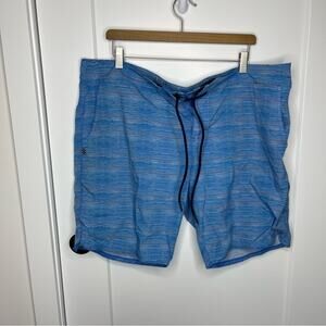 Rhone Tech Blue Striped Pattern Unlined Board Shorts Size 40